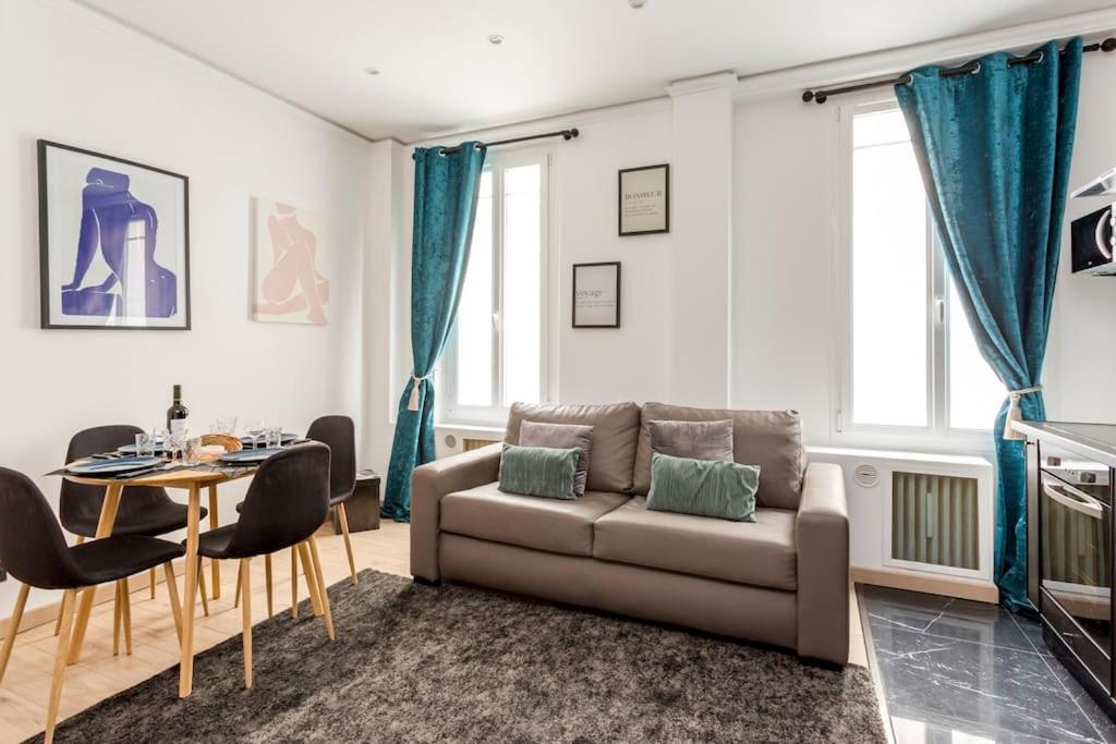 Suite Paris, Tour Eiffel, Champs Elysees Exterior photo